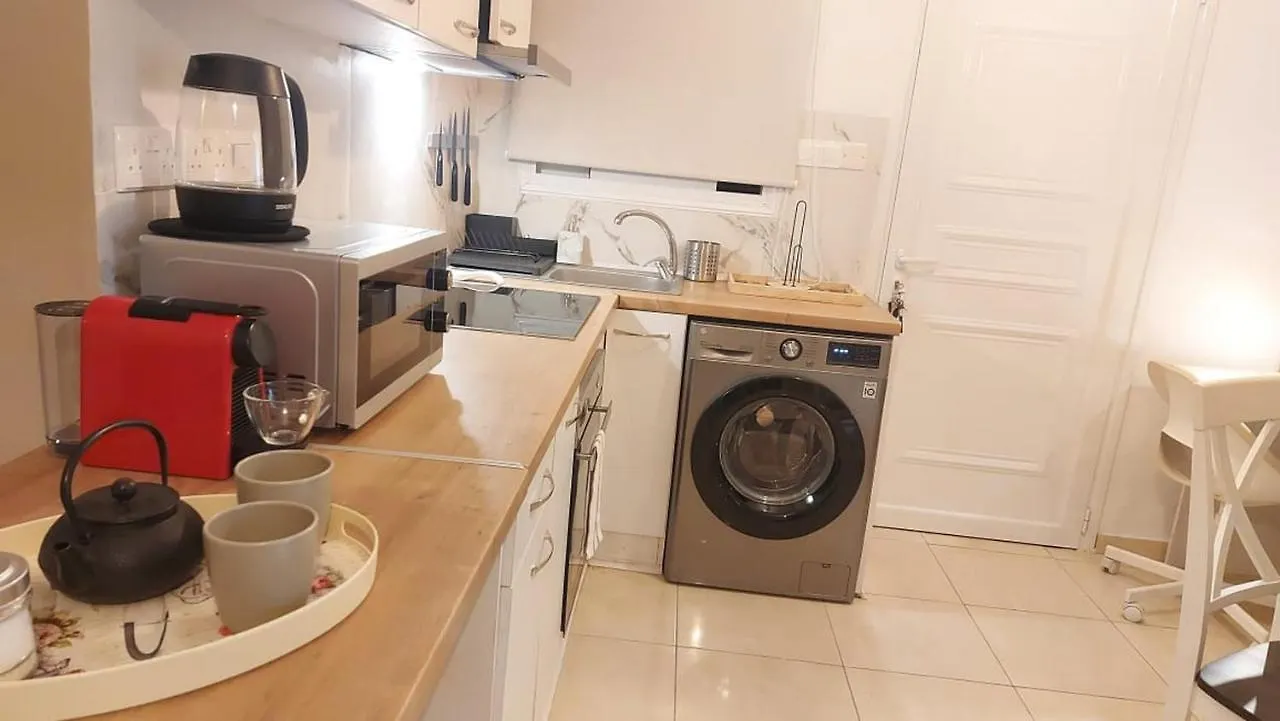 Artemis Panorama Chic Getaway Apartment Tersephanou